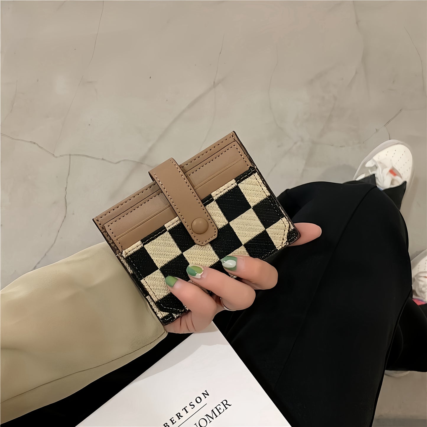 1pc Slim Black & White Checkered Card Wallet with Transparent Window, Large Capacity Coin Purse & Multiple Slots - Stylish Retro Design, Perfect Gift for Her or Mom, Wallet