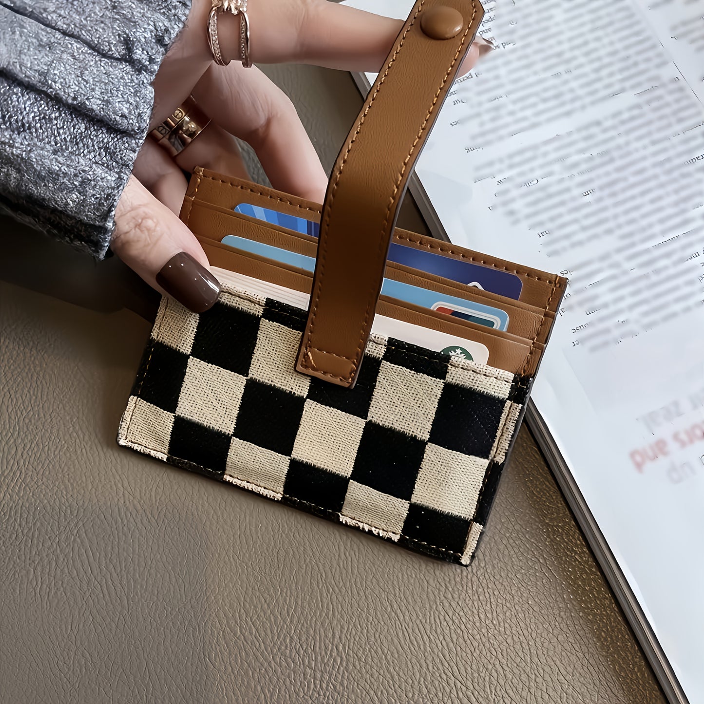 1pc Slim Black & White Checkered Card Wallet with Transparent Window, Large Capacity Coin Purse & Multiple Slots - Stylish Retro Design, Perfect Gift for Her or Mom, Wallet