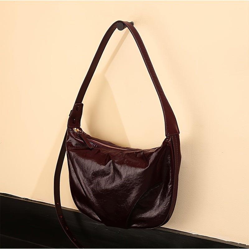 Vintage-Inspired Black Tote Bag with Adjustable Strap - Large Capacity Shoulder & Crossbody Bag for Women, Zipper Closure, Fabric Lining, Everyday Tote Bag|Vintageinspired Bag|Zippered Closure, Large Tote Bag